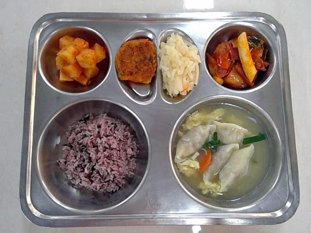 2026년 3월 10일 급식사진입니다.