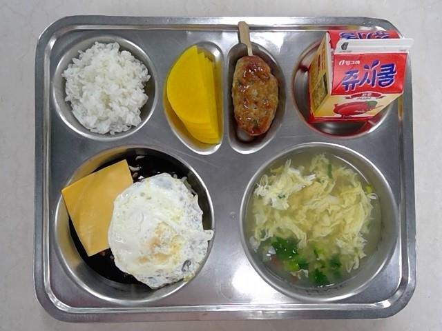 2026년 3월 16일 급식사진입니다.